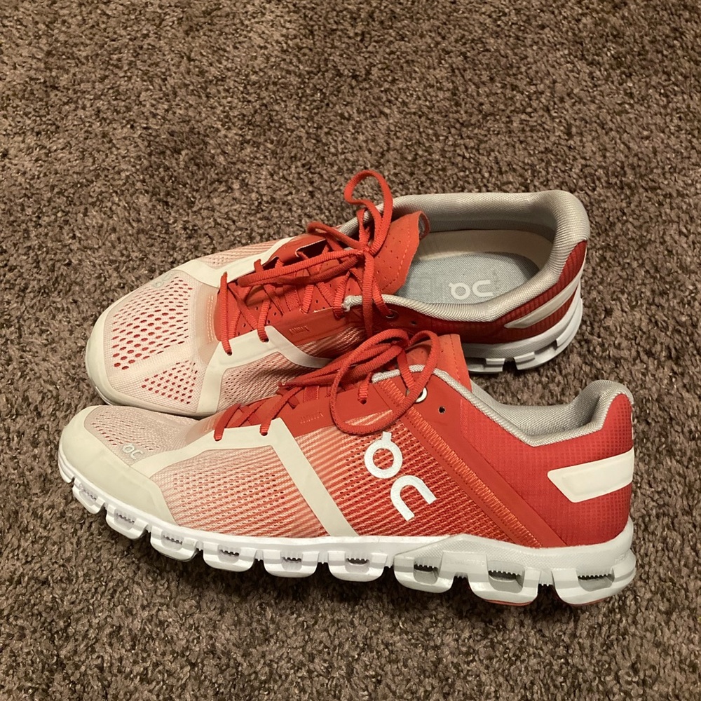ON Cloudflow Shoes
